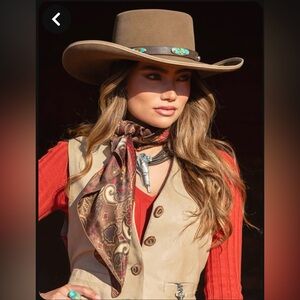 Vintage Bailey U-Rollit Brown Suede Felt
Western Cowboy Hat With Turquoise